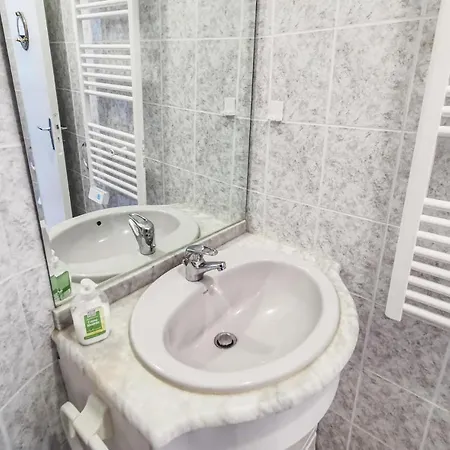 펜션 Awesome In Sur With Wifi And 1 Bedrooms 바츠 쉬르 메르